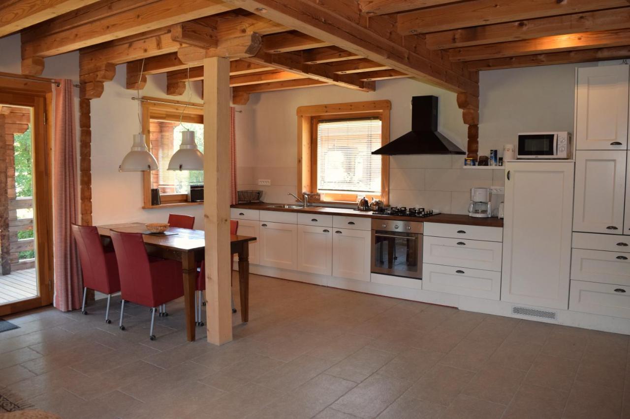 Au bord du lac IV Montigny-en-Morvan Extérieur photo