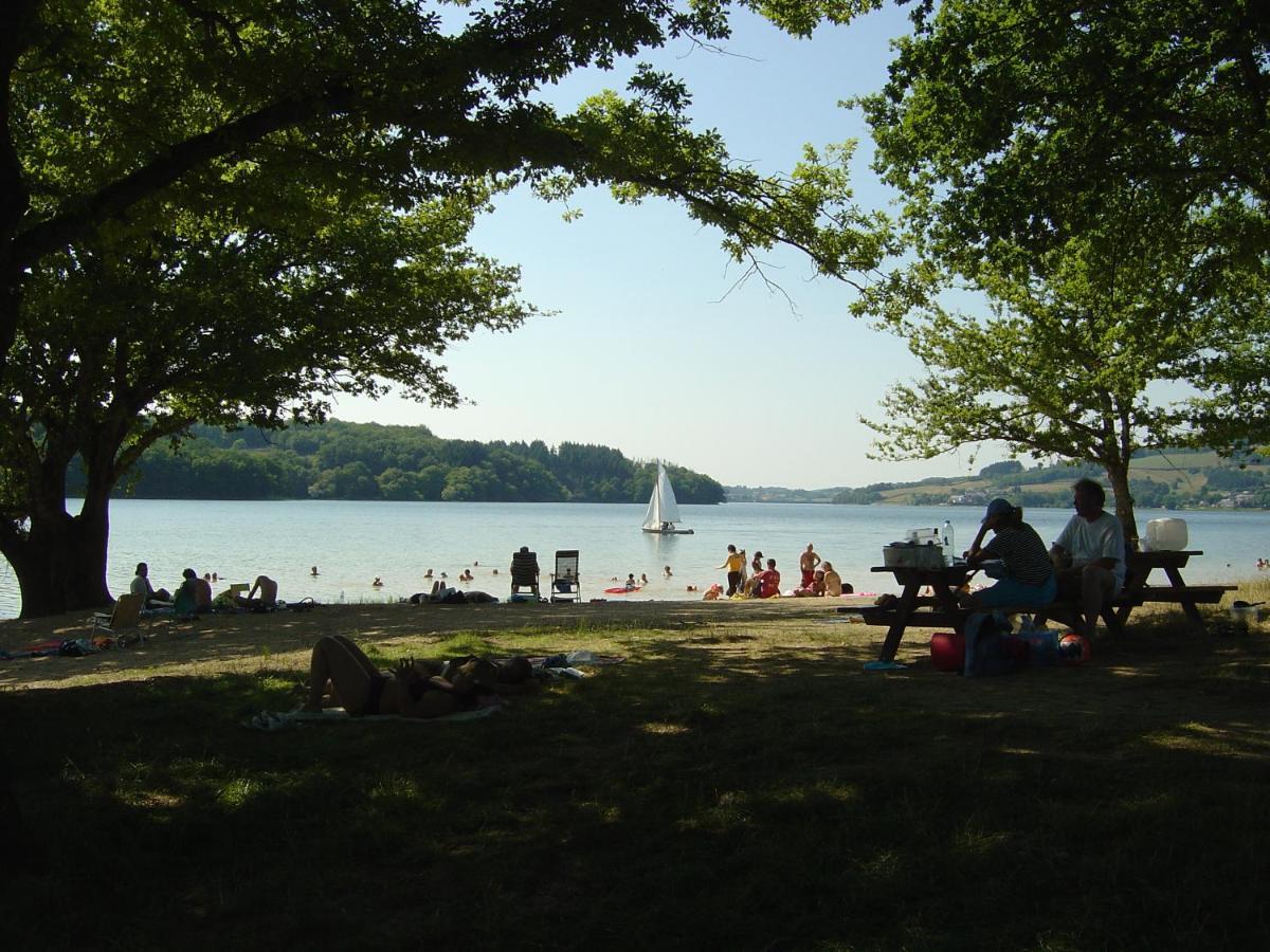 Au bord du lac IV Montigny-en-Morvan Extérieur photo
